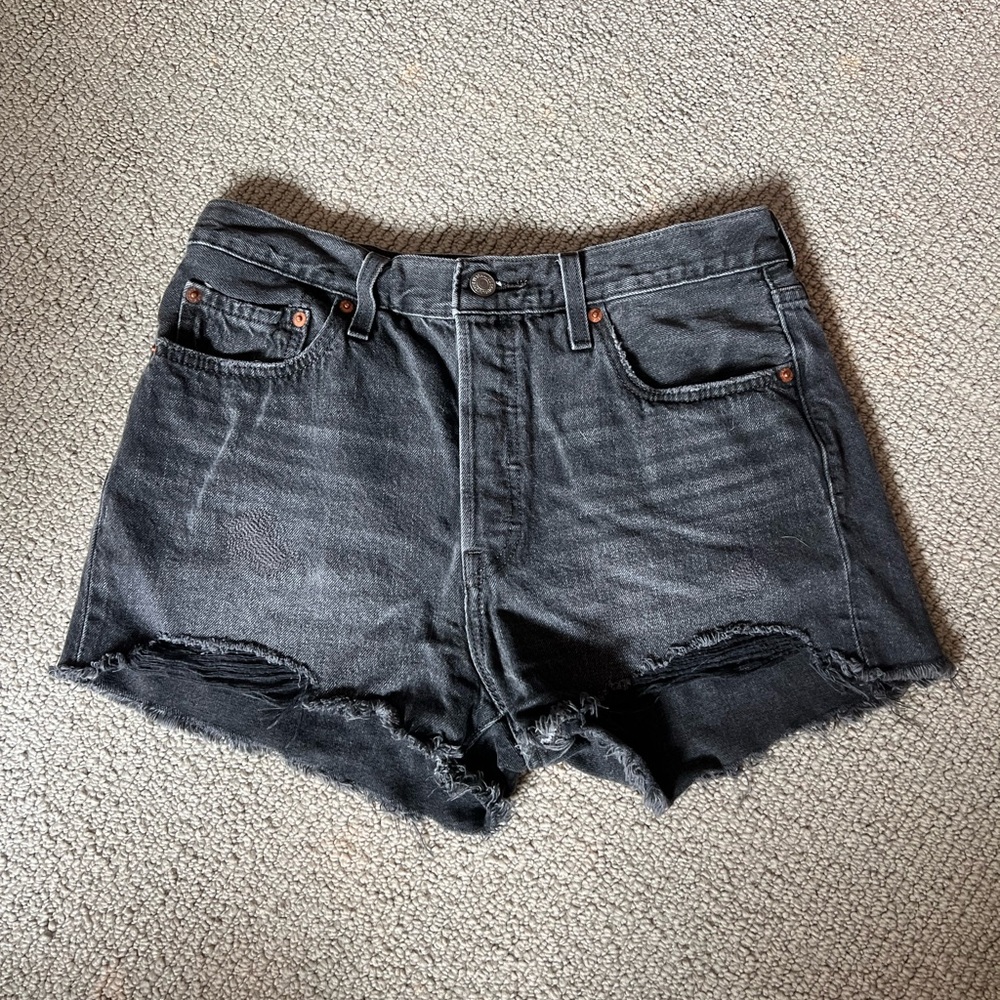 Women's Levi’s Black Denim Shorts